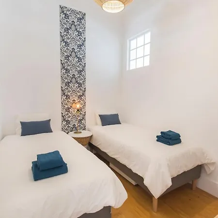 Blue Garden アパート